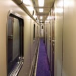 【動画】電車がトンネルに入る瞬間の個室車両の廊下が“領域展開”すぎるｗｗ