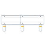 【事故】「どうやったらそこからガードレールに突っ込めるんだよ…」駅前のドラレコ映像が話題に（神奈川）